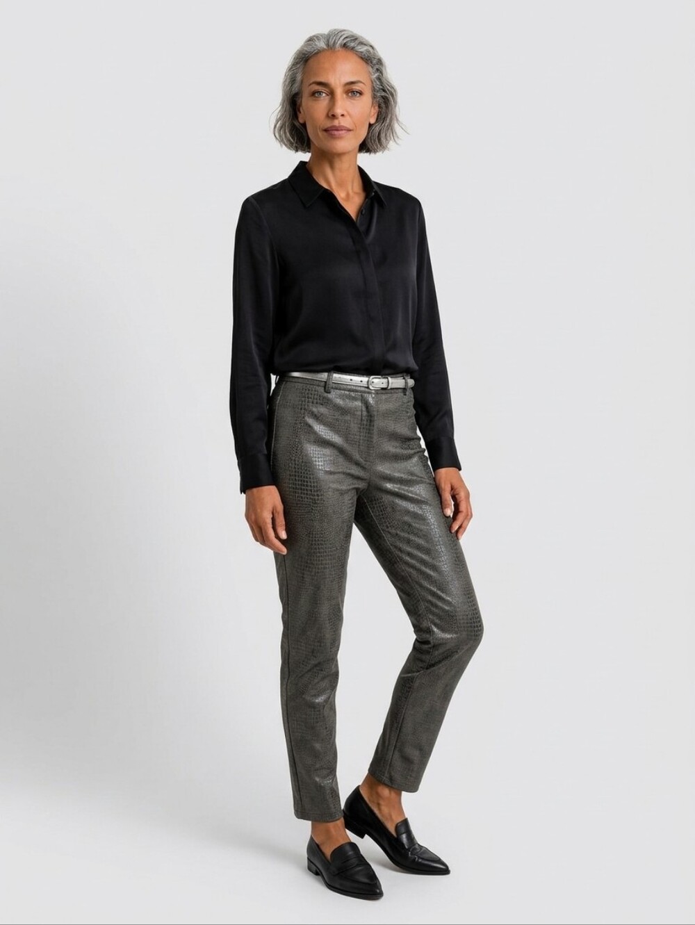 Taiga Paris Faux Leather Misses Pants Size 6